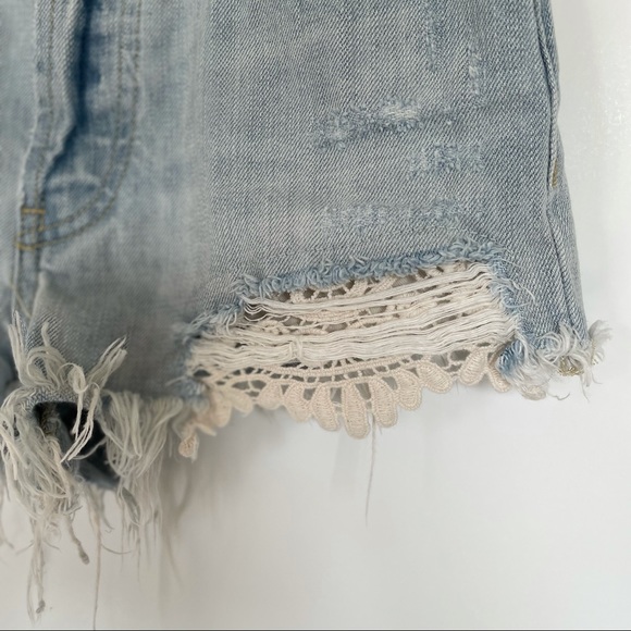 We the Free People Daisy Chain Lace Button Fly Distressed Size 25 - Picture 5 of 8